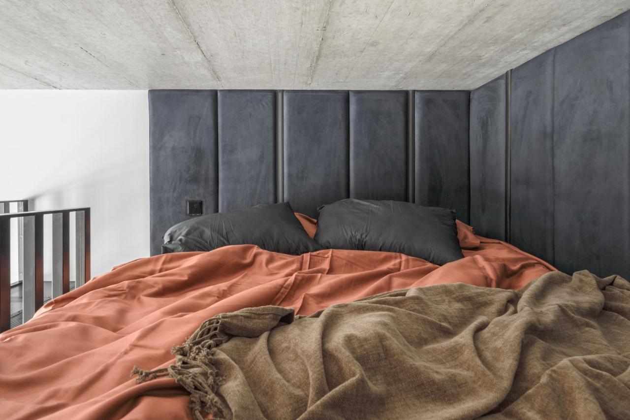 Ivis House Modern Apartment In Vilnius Old Town With Balcony Dış mekan fotoğraf